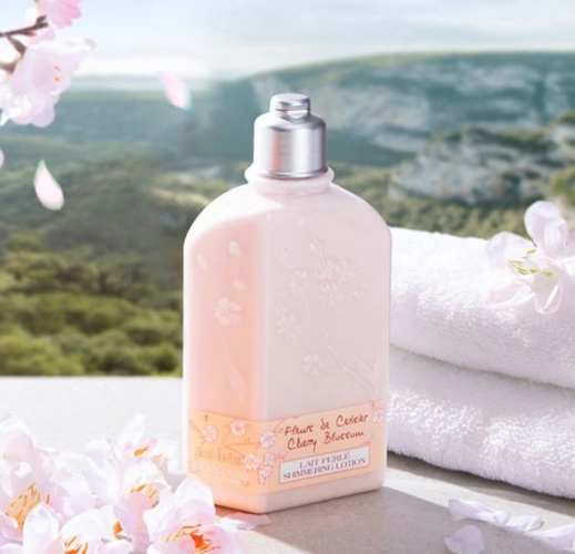 30日10点loccitane欧舒丹樱花味润肤露250ml149元包邮包税