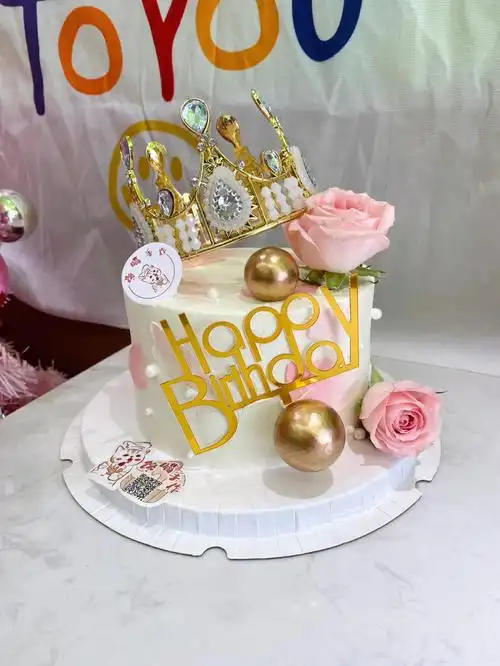 鲜花皇冠女神款蛋糕
