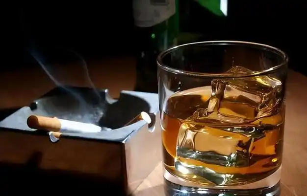 不吸烟不喝酒,寿命会不会更长?答案来了