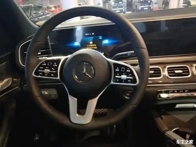 当前位置:>车主之家>车商快讯>长沙>优惠促销>现购奔驰gls美版让利直