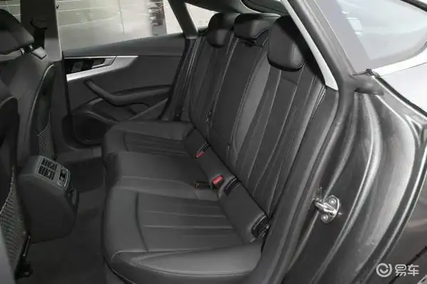 奥迪a5配置-后排-动力-易车