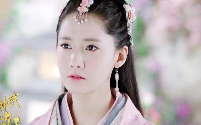 武神赵子龙林允儿夏侯轻衣剧照壁纸武神赵子龙林允儿韩国美女剧照壁纸