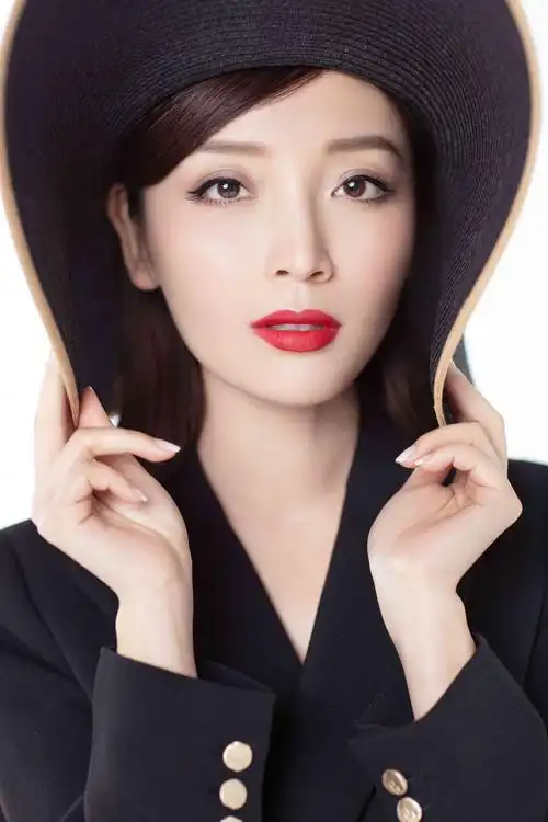 深圳卫视《我们都要好好的》收官 高晓菲步履不停未来可期