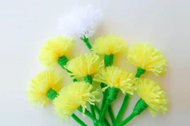 幼儿园最容易做的毛线手工制作蒲公英花束步骤图解