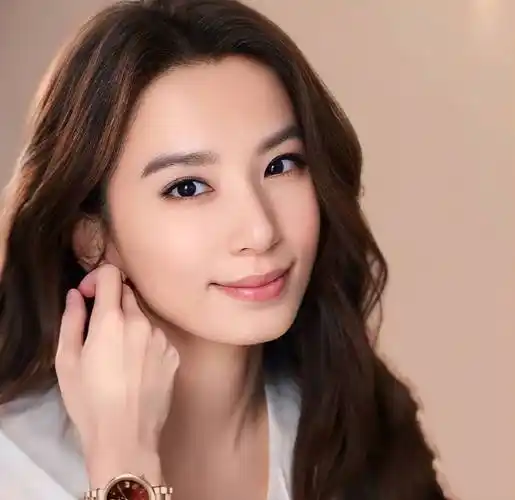 she三人罕见聚餐,陈嘉桦任家萱生娃后变化明显,差距太大不敢认