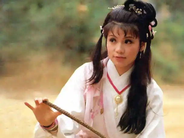 黄蓉善变而毁誉参半的一生:前期是女神,中期是恶妇,后期是英雄