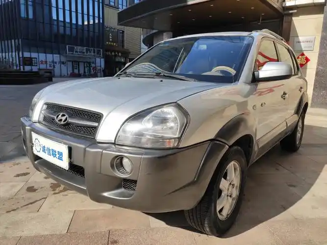 【沈阳】2008年7月 现代 途胜 2006款 2.7l 自动四驱豪华型 自动档