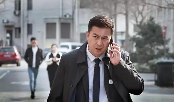 平安吉祥过大年#娱乐圈里的叔圈顶流这么多,张嘉译绝对是其中之一