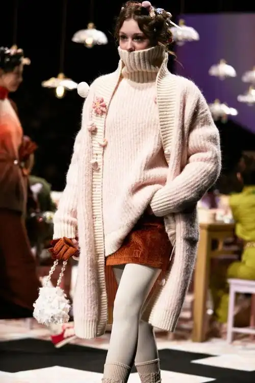 mithworld2024秋冬时装秀#「点心 · dimsum」    创意·设计总监