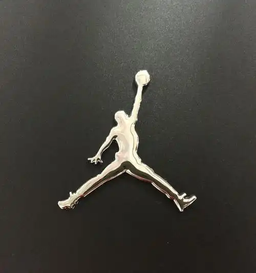 air jordan乔丹aj标志3d立体金属侧标黑色飞人汽车贴纸装饰贴车标