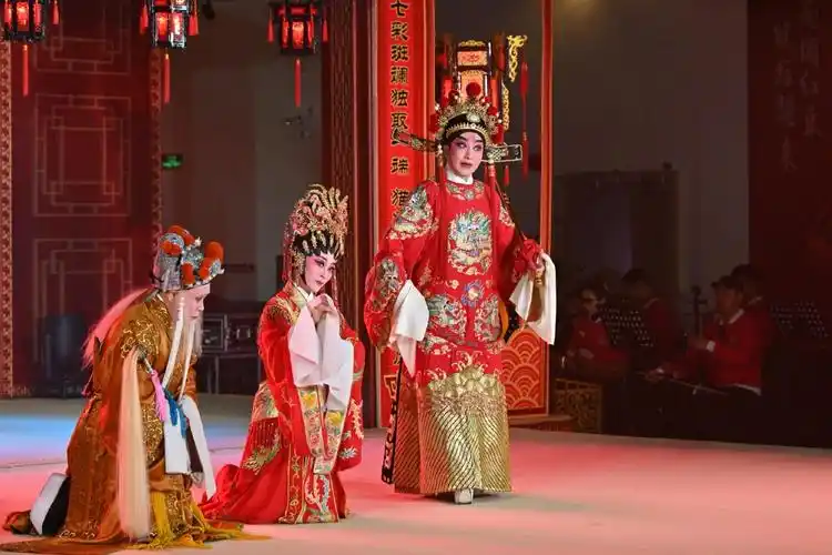 广东粤剧院名家新秀闹元宵近75万人在线观演