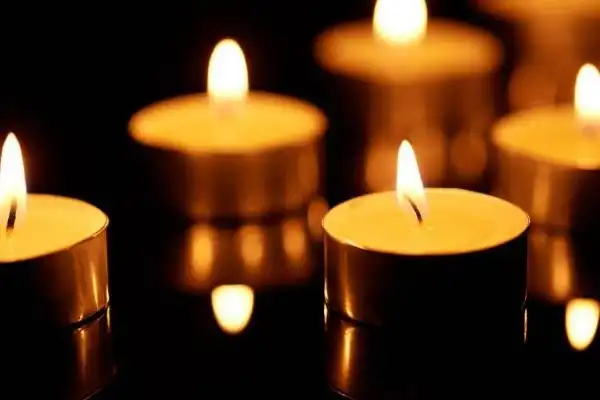 悼念刚离去的亲人句子有哪些