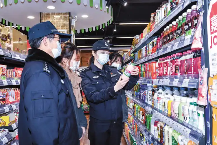 栖霞公安食药环大队开展食品安全专项检查