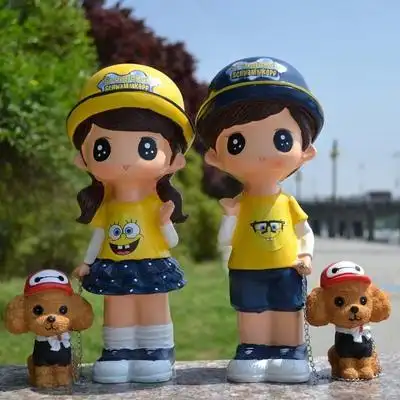 海绵宝宝创意牵狗情侣娃娃存钱罐个性家饰萌摆件产地货源新品批发