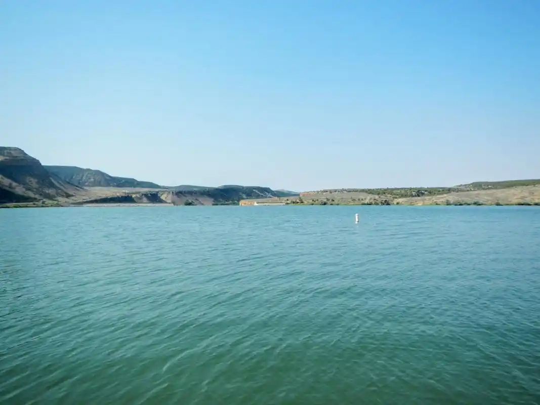 河南安阳林州万泉湖景区是一个集自然风光,文化古迹,休闲娱乐为一体的