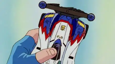 四驱兄弟:极限反超!冲锋战神赢得春季赛冠军!