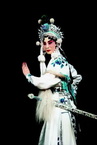 张火丁白蛇传收官第16届相约北京艺术节