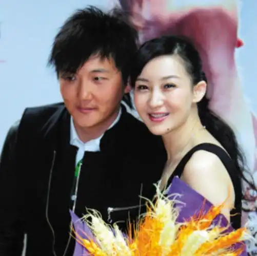 15年后,再看孙楠现任妻子潘蔚的现状,才明白买红妹的"精明"_生活_事业