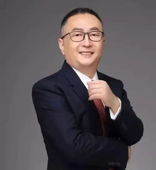 五矿证券董事长赵立功