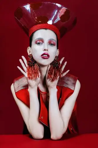 造型:慵懒艺术里都有这种奇幻