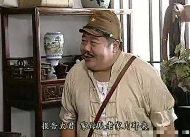 天天被抽耳光的翻译官,鬼子从哪找的?答案来了