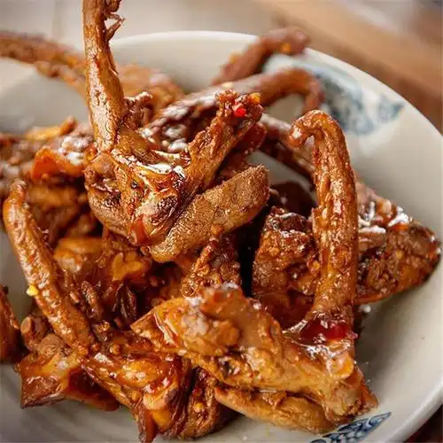 三圣宫新鲜麻辣鸭架锁骨四川特产小吃卤味七星椒鸭肉类熟食鸭锁骨