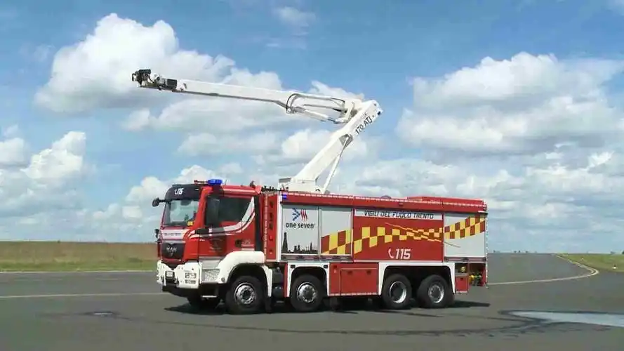 压缩空气泡沫消防车有什么特点呢? | 德国施密茨一七one seven压缩空