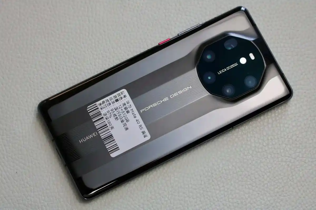 华为mate 40 rs 典藏版.当年的一代神机现在仅需