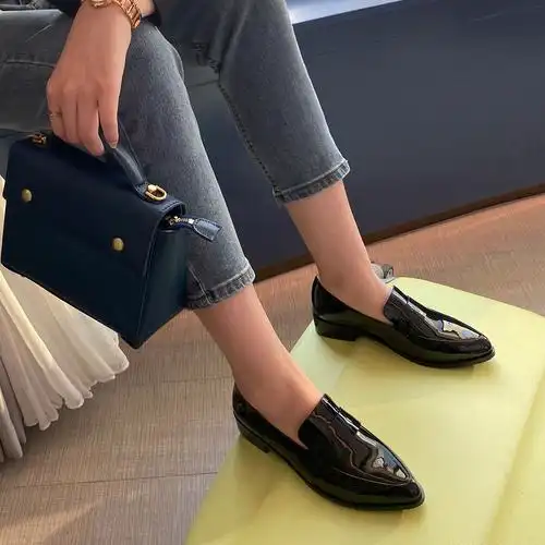 先生唐晶同乐福漆皮工装鞋女英伦风单鞋工作鞋尖头单鞋