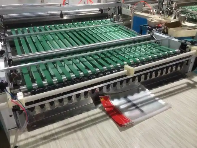 多功能边封包装袋制袋机适用范围广适用材料多试机满意后订货