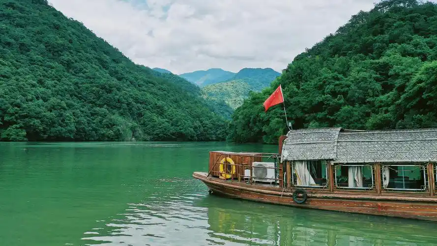 它是富春江风光的精华,它是建德七里扬帆