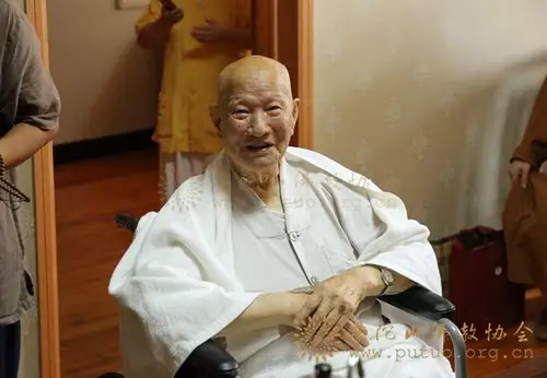 普陀山佛教协会会长道慈法师一行赴宁波妙音精舍看望道生长老