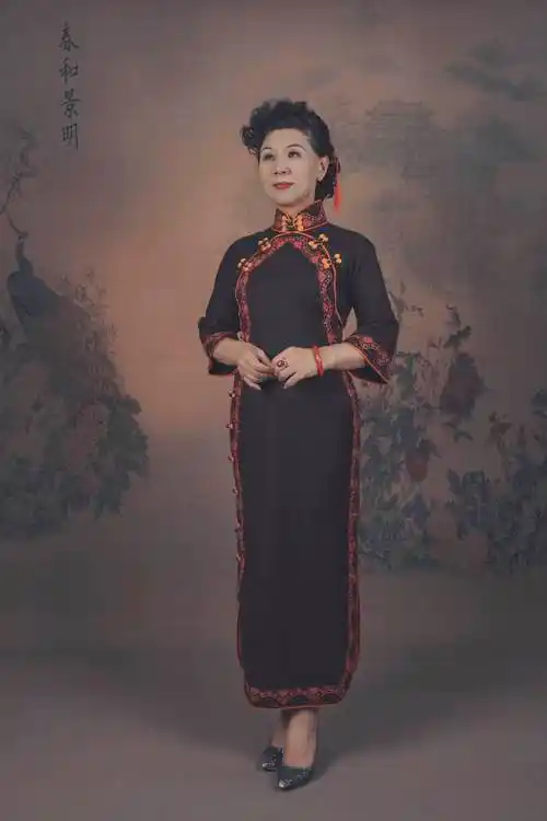 《采玩长安》品牌直播制片人邹琦~~民国风旗袍袭来