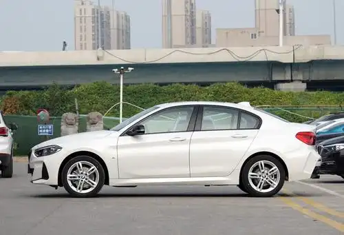 2021款宝马1系购车手册,重点推荐125i m运动曜夜版!