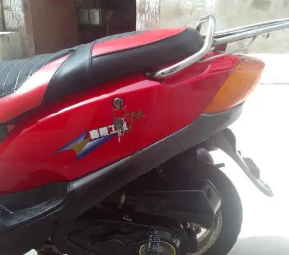 转让嘉陵踏板助力车48cc