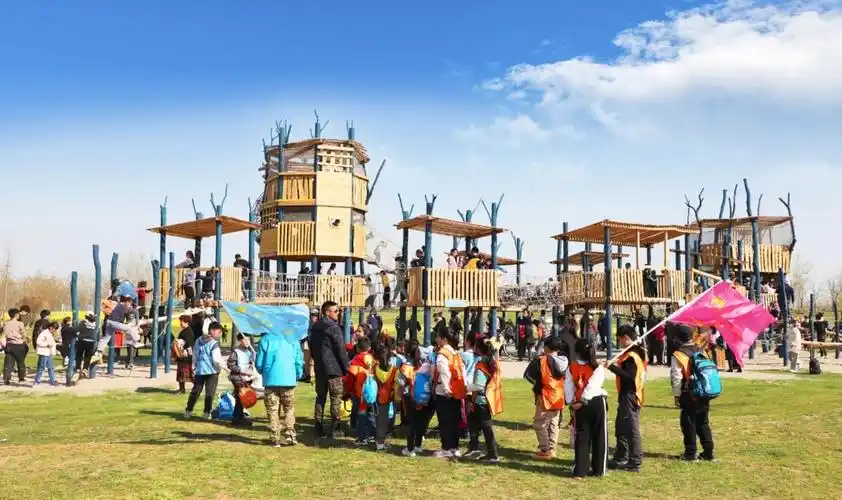 松鼠咔咔探索乐园