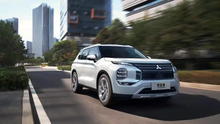 搭载1.5t 48v轻混,全新广汽三菱欧蓝德预售价17万起