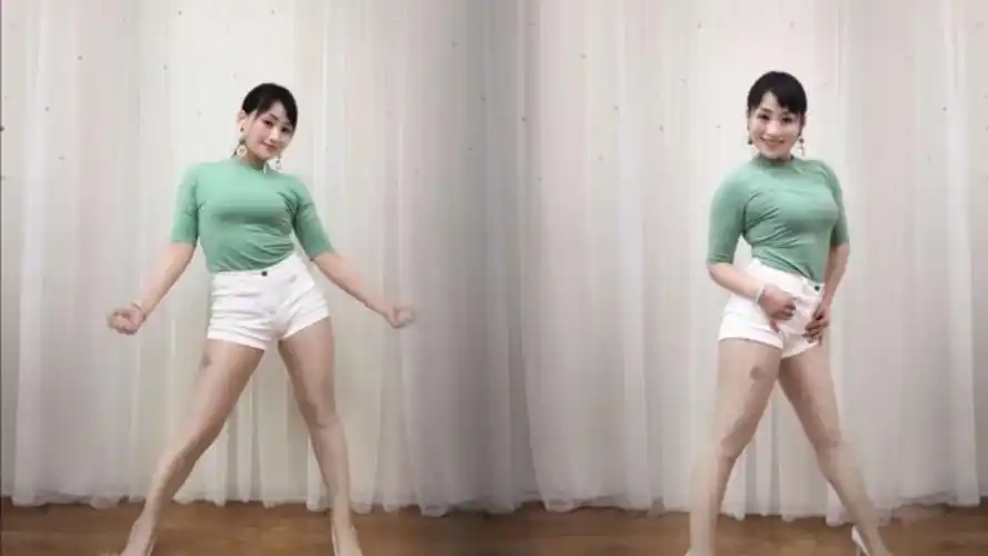 青青世界广场舞热裤油亮肉丝