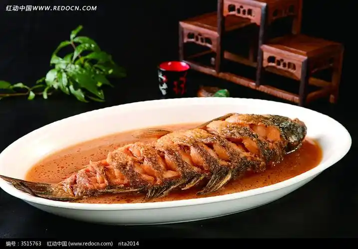 家常炖鲤鱼的菜品特色