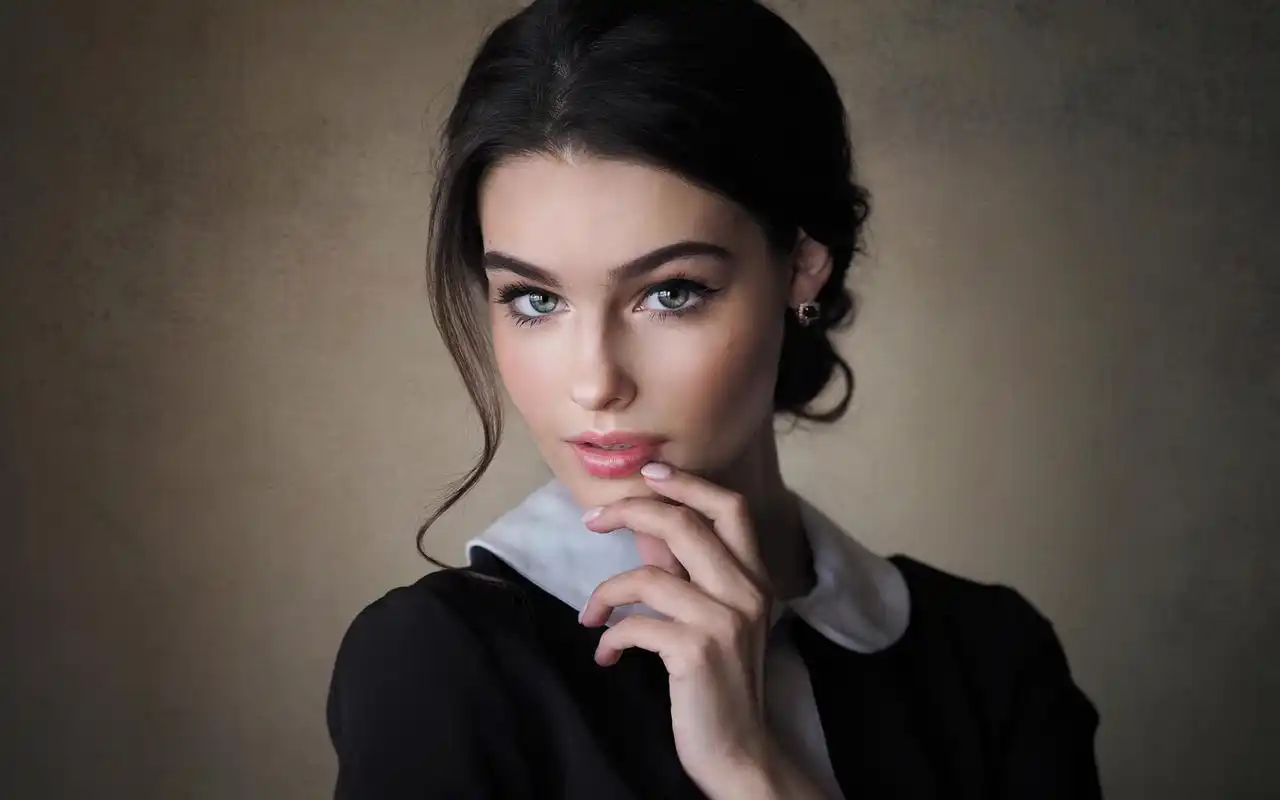 国外美女性感写真高清桌面壁纸