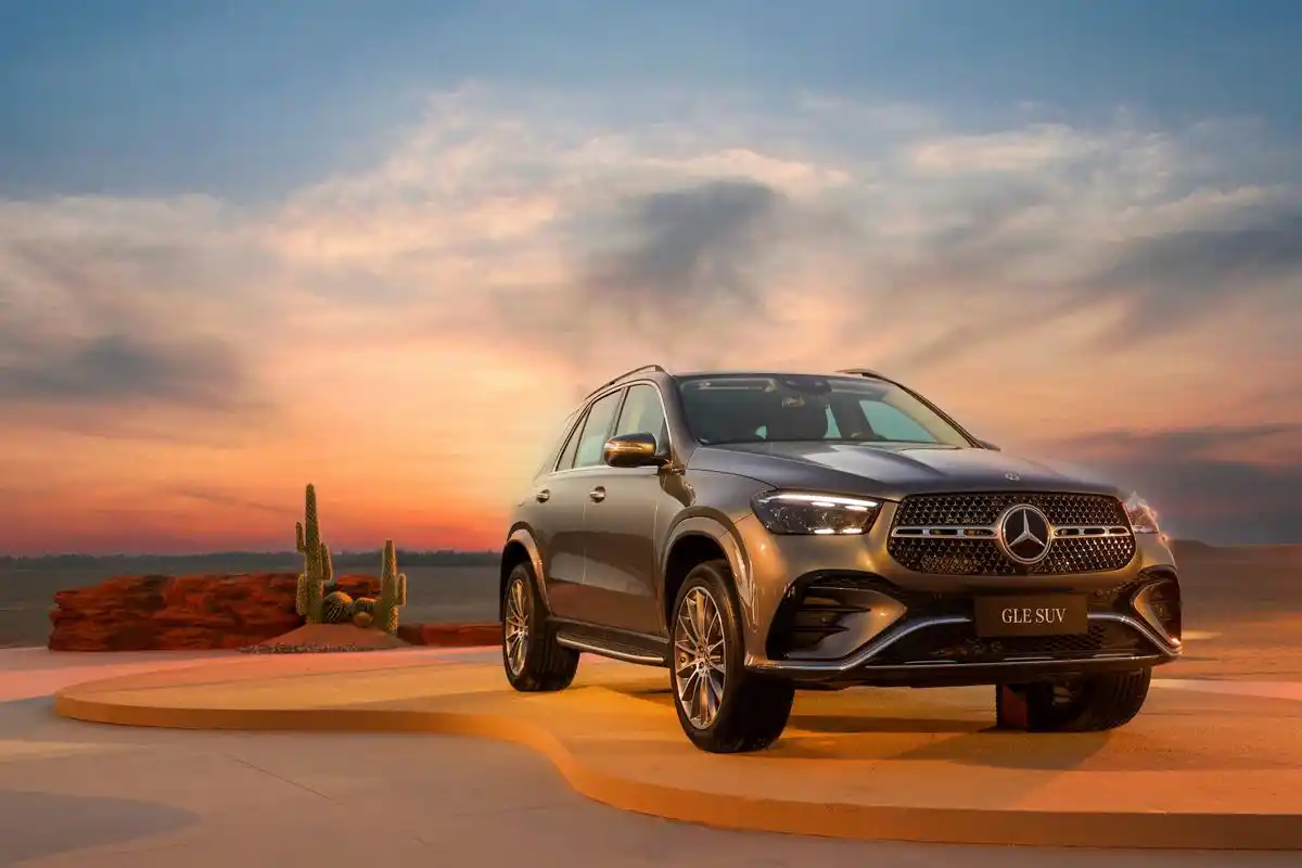 新一代梅赛德斯奔驰gle suv上市,价格见图5 简单分享一些现场了解到的