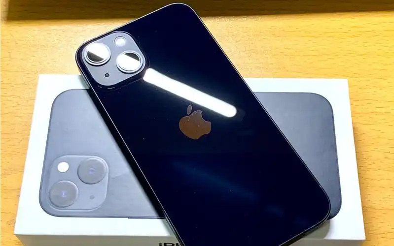 iphone 13 午夜色 简单开箱及一天使用心得