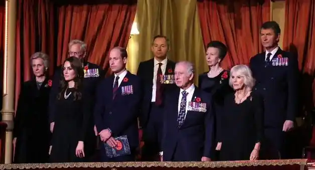 英国王室成员齐亮相纪念音乐会凯特王妃解锁最新荣誉胸针