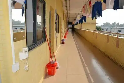 广州25所民办初中宿舍情况汇总