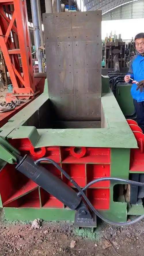 华宏125t快速金属压块机