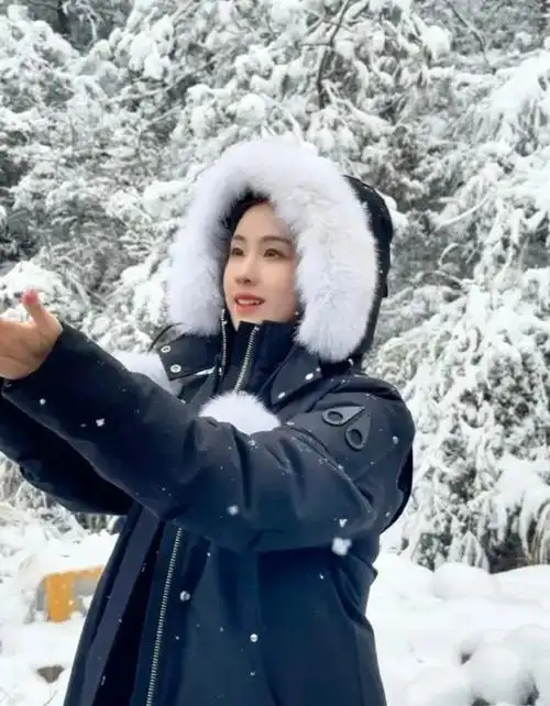 生活照|女明星_网易订阅