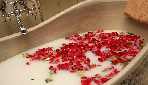 中药泡澡主要分为这几步学会方法才能收获更多好处