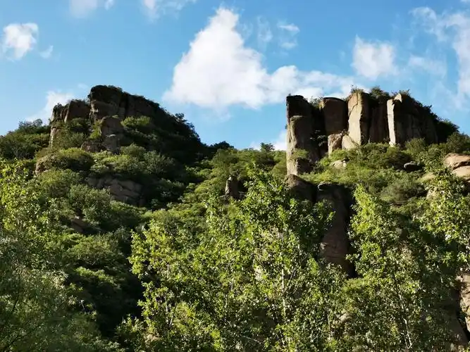 西大山美丽自然风光