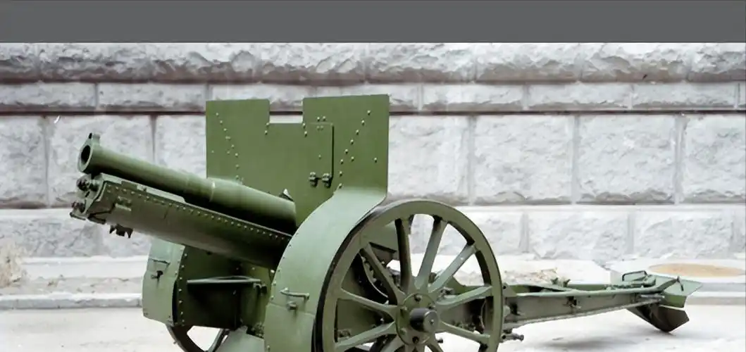 施耐德m1923超轻型山炮,国民政府进口了52门,主要装备给师旅一级的