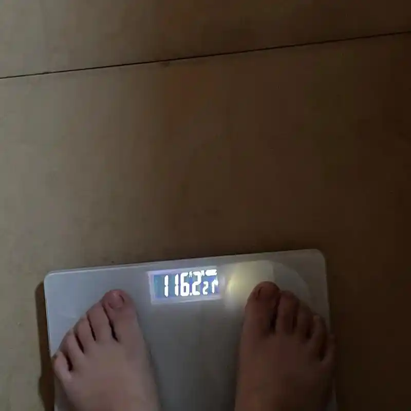 早上体重116.2 居然不动诶 晚上也116.